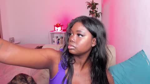 Snapshot of dolly_paige chatting on January 17, 2025, 10:44 am emily -- online show from January 17, 2025, 10:44 am
