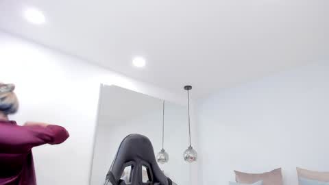 Snapshot of dolly_walker chatting on January 23, 2025, 7:32 am dolly walker online show from January 23, 2025, 7:32 am