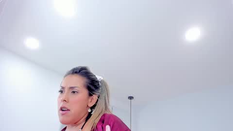 Snapshot of dolly_walker chatting on February 19, 2025, 7:06 am dolly walker online show from February 19, 2025, 7:06 am