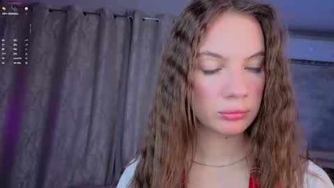 Snapshot of dollyburruss chatting on December 4, 2025, 4:44 am Emilia online show from December 4, 2025, 4:44 am