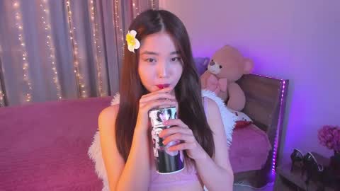 Dollya online show from May 13, 2026, 1:47 am