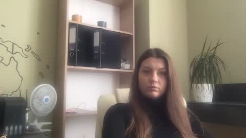 DollyRoma online show from October 27, 2025, 8:18 am