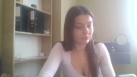 DollyRoma online show from October 30, 2025, 8:49 am