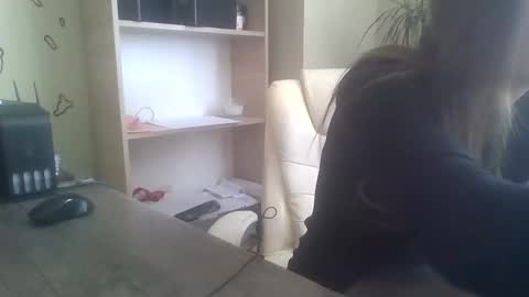 DollyRoma online show from November 11, 2025, 8:36 am