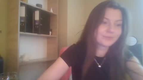 DollyRoma online show from November 28, 2025, 9:45 am