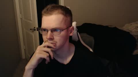 doloresman online show from February 20, 2025, 10:16 am