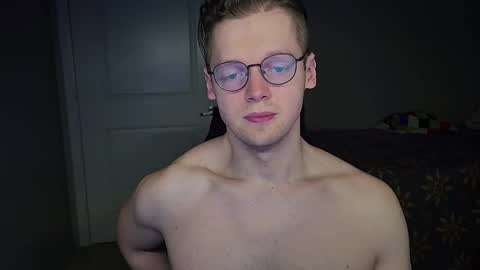 Snapshot of doloresman chatting on February 10, 2026, 6:12 pm doloresman online show from February 10, 2026, 6:12 pm