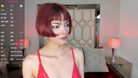 Snapshot of dolyconor chatting on February 14, 2026, 8:27 pm Dolly online show from February 14, 2026, 8:27 pm