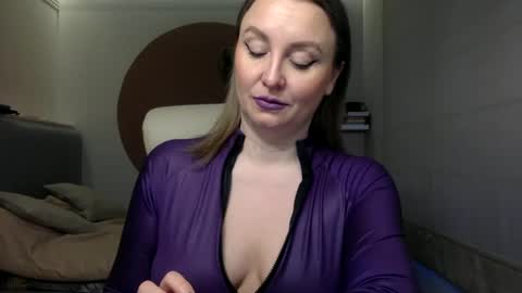 Snapshot of dom_mummy chatting on February 18, 2025, 6:26 am DOM MUMMY online show from February 18, 2025, 6:26 am