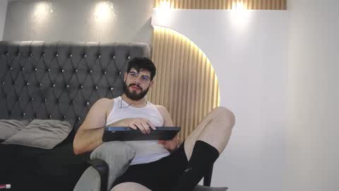domboy  online show from May 8, 2026, 8:03 pm