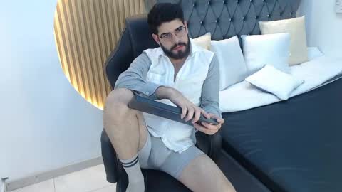 domboy  online show from May 23, 2026, 8:24 pm