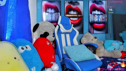 DAVID 3 online show from January 8, 2025, 2:14 pm