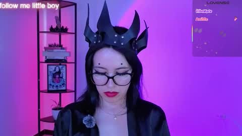 Mistress online show from February 12, 2026, 6:14 pm
