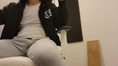 Snapshot of dominance chatting on November 30, 2025, 2:10 pm Master Dominance online show from November 30, 2025, 2:10 pm