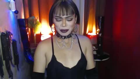 Snapshot of dominantrix_diannaxxx chatting on March 8, 2026, 6:17 am diana online show from March 8, 2026, 6:17 am
