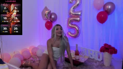 Camila Roushell online show from March 9, 2025, 8:29 am