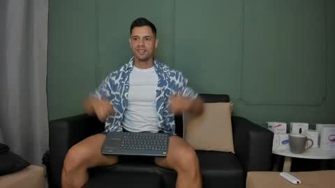 domincrodriguez_119 online show from May 25, 2026, 6:08 am