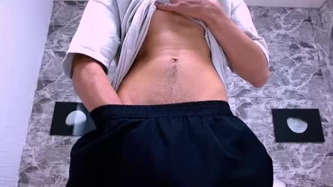 Snapshot of dominic_blade chatting on October 31, 2025, 11:44 am Dominic online show from October 31, 2025, 11:44 am