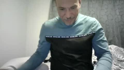 luis online show from March 10, 2025, 1:23 am