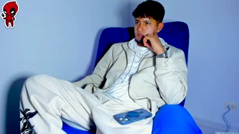  Dominic  online show from June 20, 2026, 1:09 am