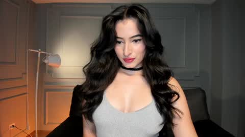 Dominique online show from January 13, 2025, 12:51 am