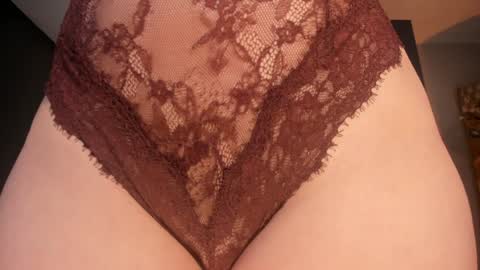 Dominique online show from January 15, 2025, 3:11 am