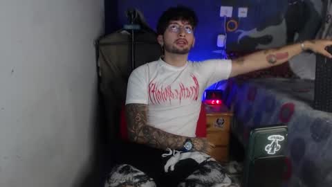 dominus_kane online show from November 12, 2025, 3:07 am