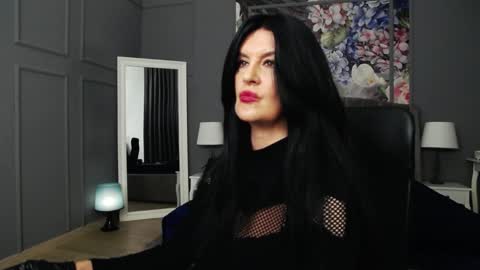 Snapshot of dommelisa chatting on December 17, 2024, 2:23 am Dom Melisa online show from December 17, 2024, 2:23 am