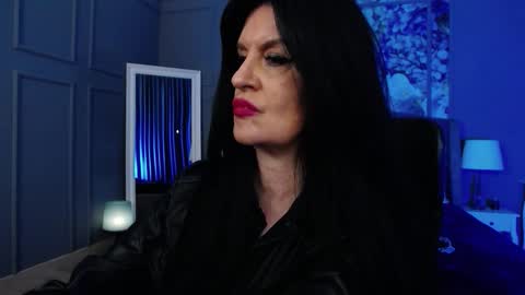 Snapshot of dommelisa chatting on January 18, 2026, 10:57 pm Dom Melisa online show from January 18, 2026, 10:57 pm