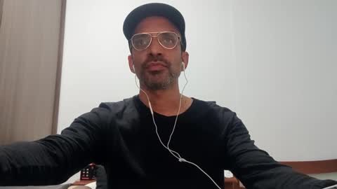 Snapshot of don__chi chatting on February 22, 2025, 1:22 am don__chi online show from February 22, 2025, 1:22 am