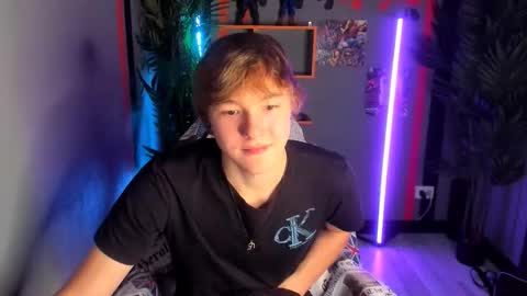 Snapshot of donald_brooks chatting on November 20, 2025, 4:18 pm Donald online show from November 20, 2025, 4:18 pm