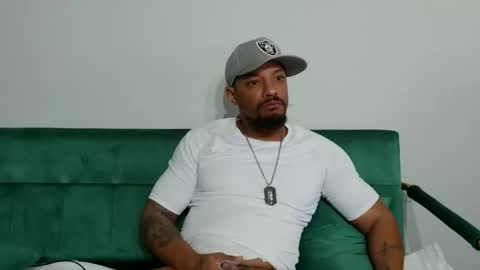 Snapshot of dong_masterson chatting on February 28, 2026, 6:31 pm Gifted online show from February 28, 2026, 6:31 pm