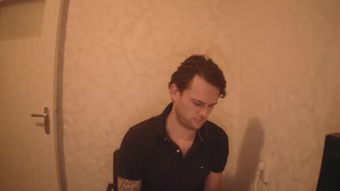 Papi online show from April 16, 2026, 10:34 pm