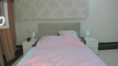 Donna On GMT2 Mon-Fri 3-9 AM online show from May 29, 2026, 11:36 pm