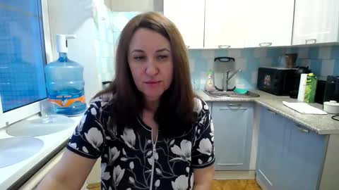 Snapshot of donnalimadonna chatting on January 24, 2025, 6:35 am Tatiana 43 curvy sexy body and Joanna redhead 39 years online show from January 24, 2025, 6:35 am