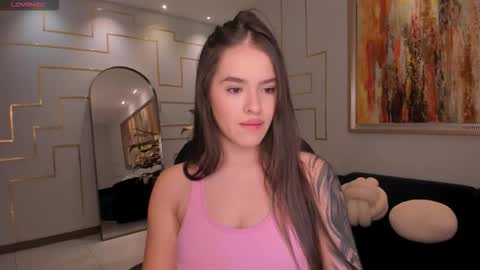  Donna Stonne  online show from December 18, 2025, 3:45 am