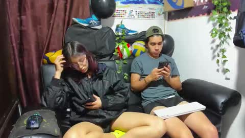 Donuts DD online show from September 12, 2025, 7:52 am