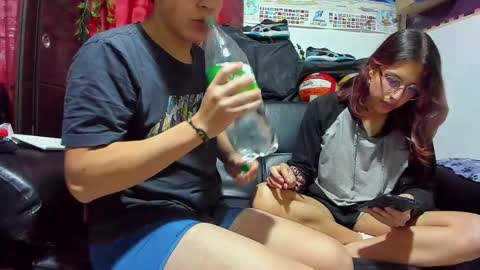 Donuts DD online show from December 19, 2025, 9:00 pm