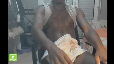 Snapshot of doomdrag3 chatting on September 13, 2025, 12:32 am doomdrag3 online show from September 13, 2025, 12:32 am