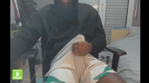 Snapshot of doomdrag3 chatting on February 10, 2026, 2:21 pm doomdrag3 online show from February 10, 2026, 2:21 pm