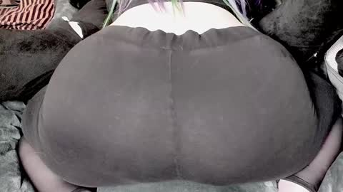 Snapshot of doomednympho chatting on January 12, 2025, 8:03 pm DOOM online show from January 12, 2025, 8:03 pm