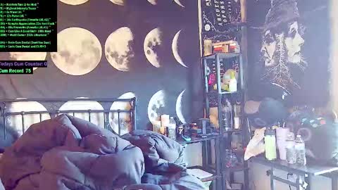 Snapshot of doomednympho chatting on October 21, 2025, 5:57 pm DOOM online show from October 21, 2025, 5:57 pm