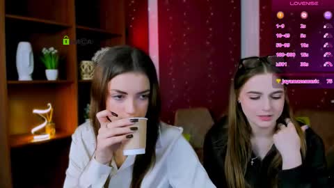 Snapshot of dora_di1 chatting on November 5, 2025, 10:26 am we online show from November 5, 2025, 10:26 am