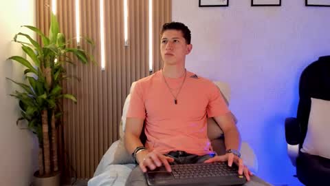 Snapshot of dorian_mystery chatting on November 7, 2025, 2:00 am dorian_mystery online show from November 7, 2025, 2:00 am