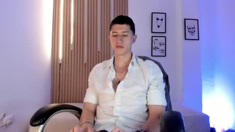 dorian_mystery online show from May 8, 2026, 8:14 pm