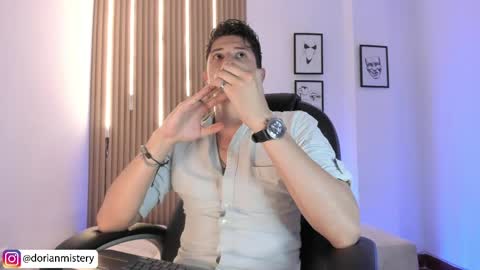 dorian_mystery online show from May 27, 2026, 1:57 am