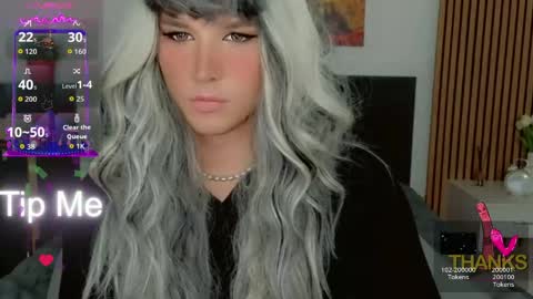 Snapshot of dorian_reed chatting on May 17, 2026, 5:20 pm Helen my second account online show from May 17, 2026, 5:20 pm