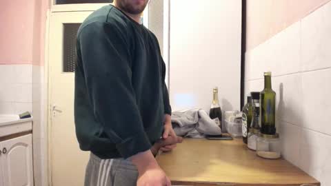 Snapshot of doriancretu95 chatting on December 3, 2025, 2:08 am menu below online show from December 3, 2025, 2:08 am