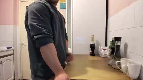 Snapshot of doriancretu95 chatting on February 21, 2026, 4:41 pm menu below online show from February 21, 2026, 4:41 pm