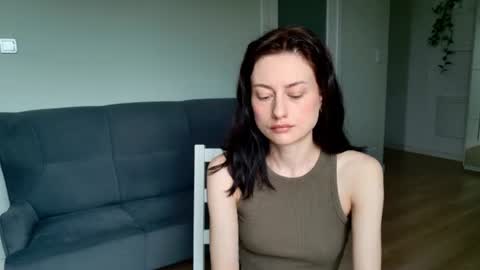 dormineaa online show from July 2, 2026, 5:13 am